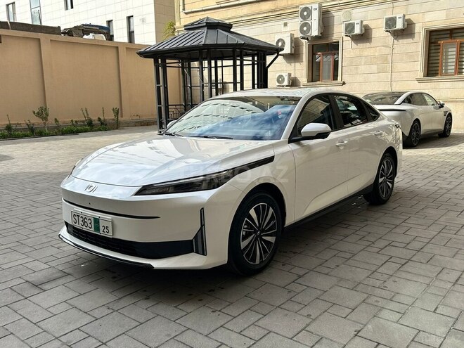 Changan Qiyuan A05 2025, 0 km - 1.5 л - Bakı