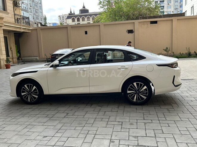 Changan Qiyuan A05 2025, 0 km - 1.5 л - Bakı