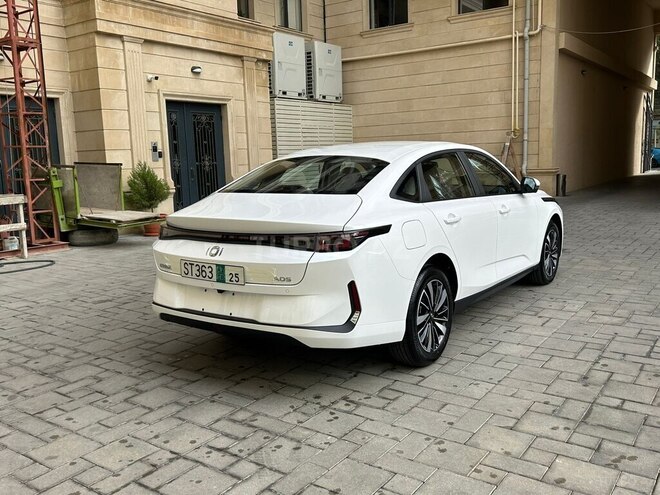 Changan Qiyuan A05 2025, 0 km - 1.5 л - Bakı