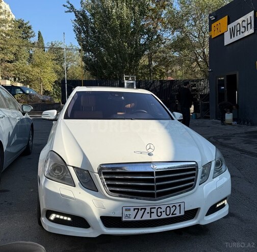 Mercedes E 350 2010, 308,000 km - 3.5 l - Bakı