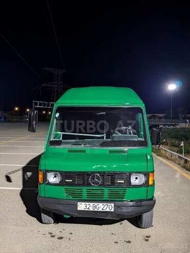 Mercedes 208 D 1993, 500,000 km - 2.4 l - Mingəçevir