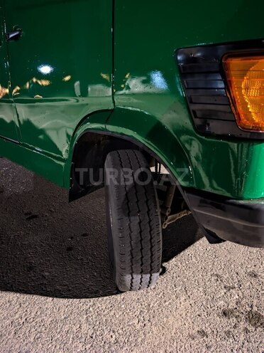 Mercedes 208 D 1993, 500,000 km - 2.4 l - Mingəçevir