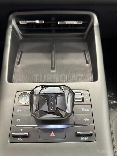BYD Qin Plus-8