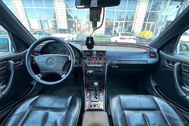 Mercedes C 240 1998, 295,000 km - 2.4 л - Gəncə