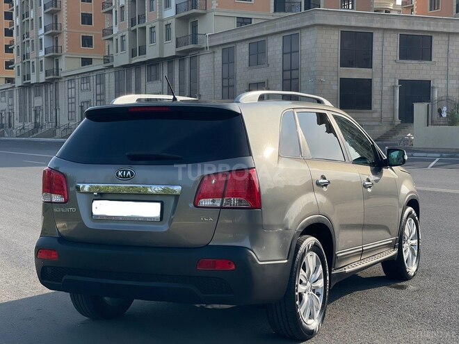 Kia Sorento 2010, 229,300 km - 2.0 l - Sumqayıt