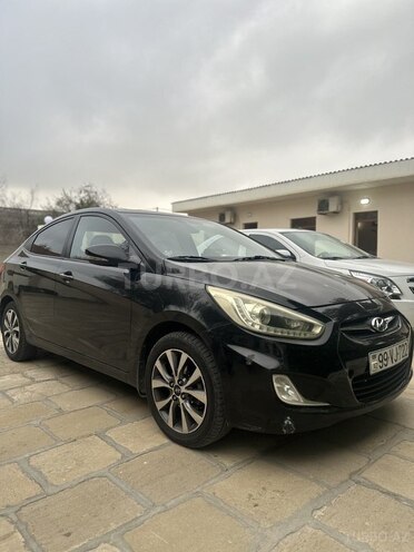 Hyundai Accent 2013, 246,379 km - 1.6 l - Bakı
