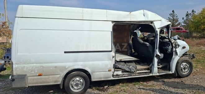 Ford Transit 2008, 320,000 km - 2.4 l - Kürdəmir