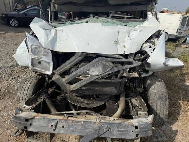 Ford Transit 2008, 320,000 km - 2.4 l - Kürdəmir