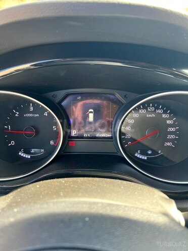 Kia Carnival-14