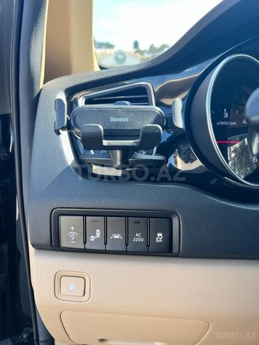 Kia Carnival-15