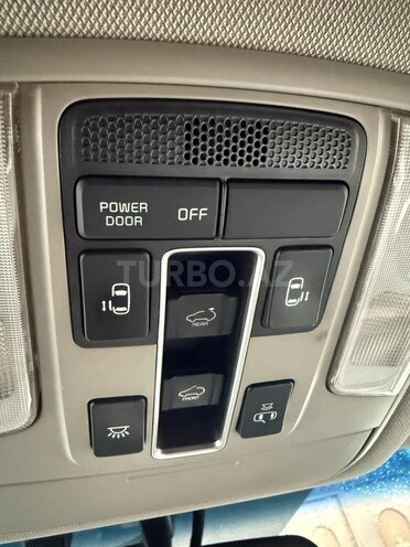 Kia Carnival 2016, 189,000 km - 2.2 l - Bakı