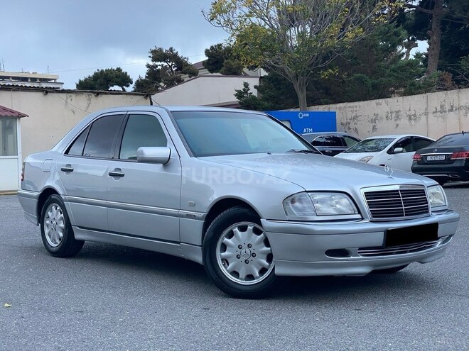 Mercedes C 240 1999, 326,000 km - 2.4 l - Bakı