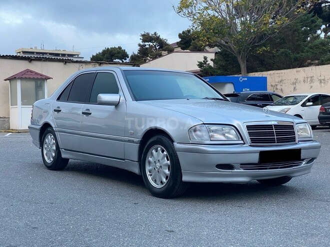 Mercedes C 240 1999, 326,000 km - 2.4 l - Bakı