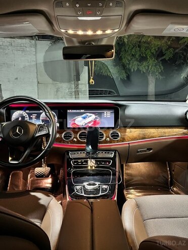 Mercedes E 220 d 2017, 129,000 km - 2.0 л - Bakı