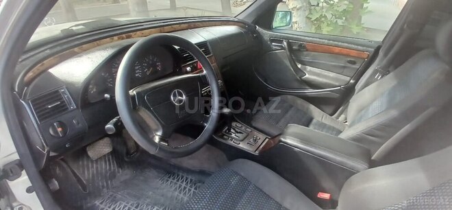 Mercedes C 240 1999, 344,000 km - 2.4 l - Yevlax
