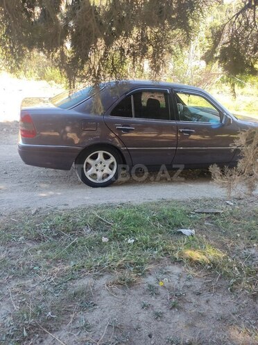 Mercedes C 200 1995, 495,580 km - 2.0 l - Bakı