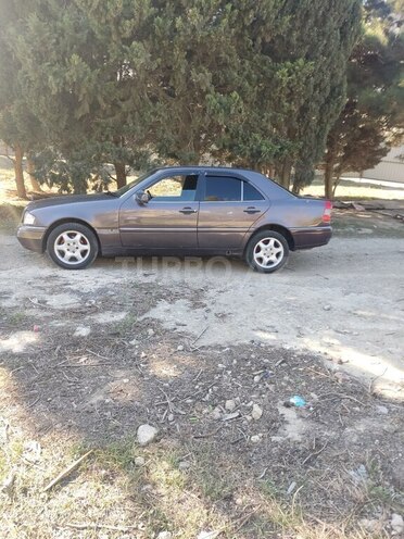 Mercedes C 200 1995, 495,580 km - 2.0 l - Bakı