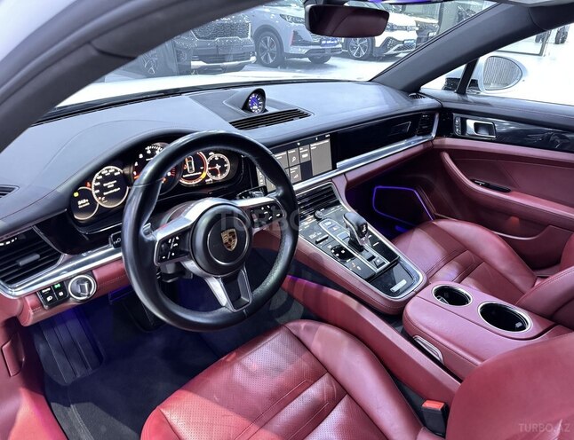 Porsche Panamera-9