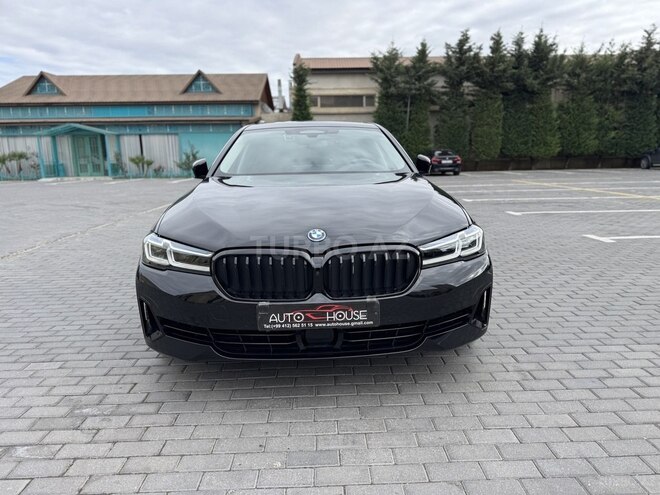BMW 530e-2