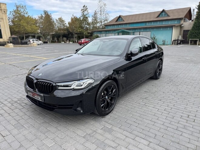 BMW 530e-1