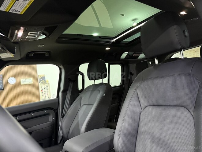 Land Rover Defender-18
