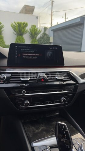 BMW 530-10