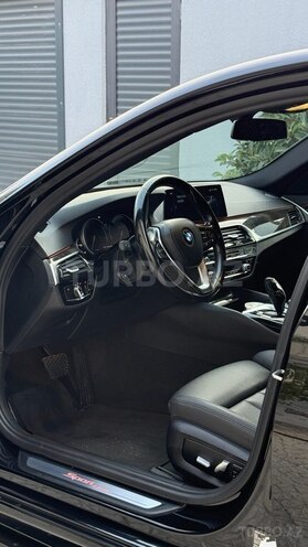 BMW 530-12
