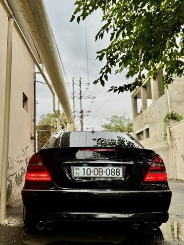 Mercedes E 320 2002, 280,000 km - 3.2 l - Bakı