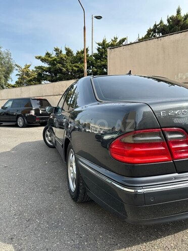 Mercedes E 240 1999, 295,000 km - 2.4 l - Bakı