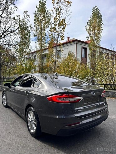 Ford Fusion (North America) 2019, 170,500 km - 1.5 л - Qax