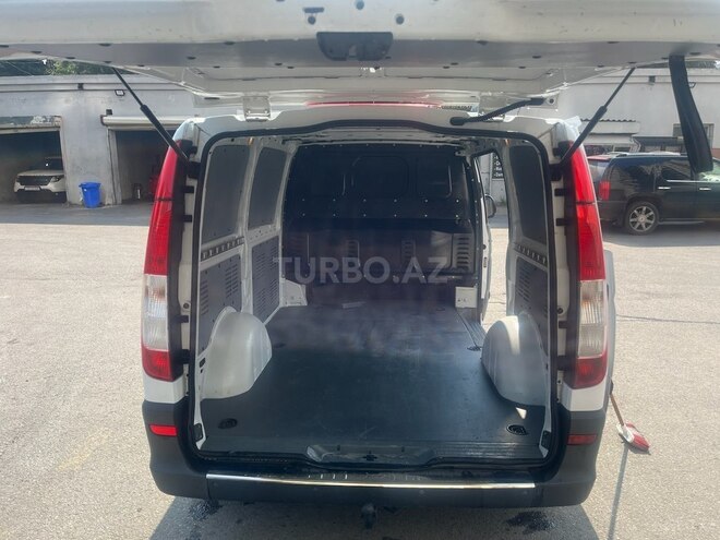 Mercedes  2010, 215,000 km - 2.1 l - Bakı