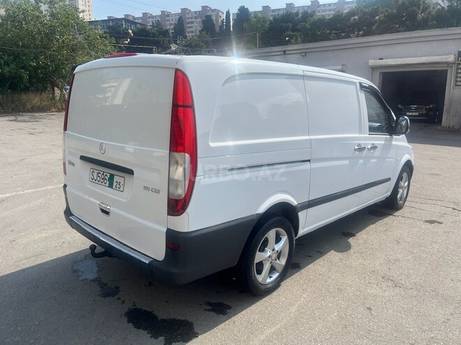 Mercedes  2010, 215,000 km - 2.1 l - Bakı