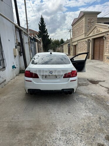 BMW 535 2012, 285,000 km - 3.0 l - Bakı