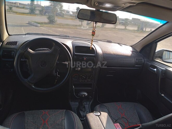 Opel Astra-4