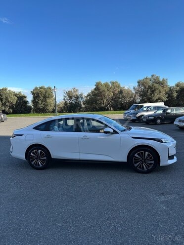 Changan Qiyuan A05 2025, 0 km - 1.5 л - Bakı
