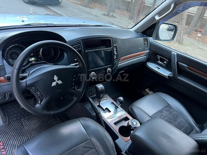 Mitsubishi Pajero 2006, 221,000 km - 3.0 l - Sumqayıt
