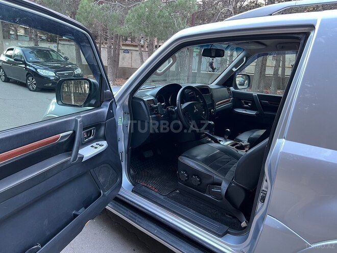 Mitsubishi Pajero 2006, 221,000 km - 3.0 l - Sumqayıt