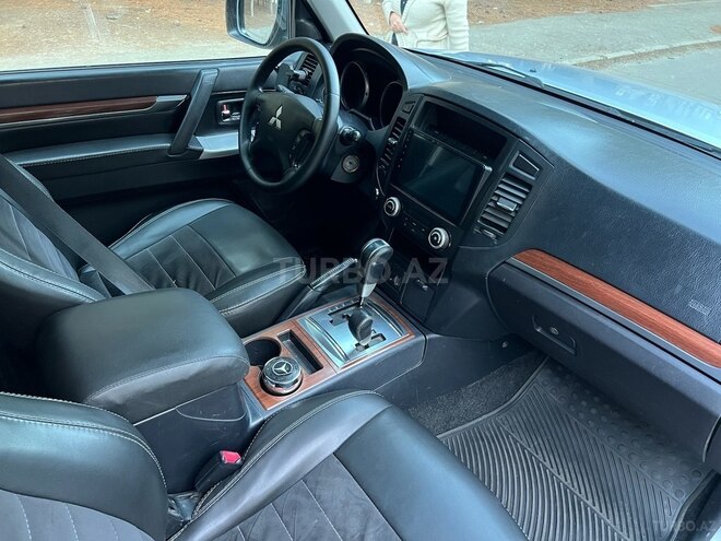 Mitsubishi Pajero 2006, 221,000 km - 3.0 l - Sumqayıt