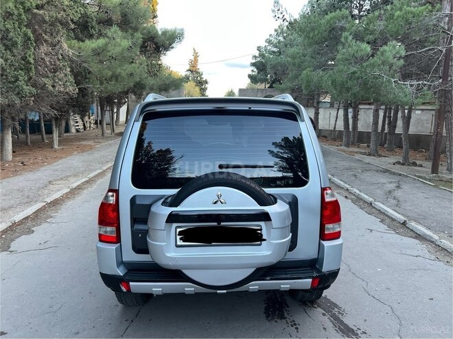 Mitsubishi Pajero 2006, 221,000 km - 3.0 l - Sumqayıt
