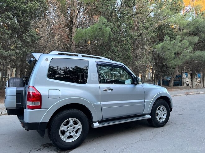 Mitsubishi Pajero 2006, 221,000 km - 3.0 l - Sumqayıt