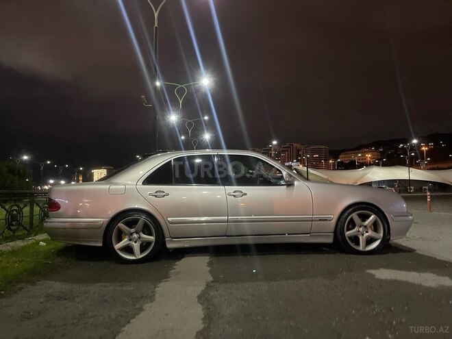 Mercedes E 320 2000, 330,000 km - 3.2 l - Bakı