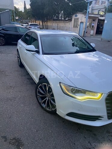 Audi A6 2013, 269,000 km - 2.0 l - Bakı
