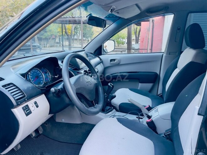 Mitsubishi L200 2008, 280,000 km - 2.5 l - Sumqayıt