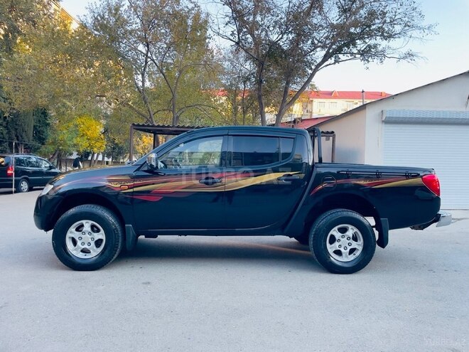 Mitsubishi L200 2008, 280,000 km - 2.5 l - Sumqayıt
