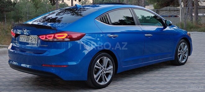 Hyundai Elantra 2016, 182,400 km - 2.0 l - Bakı