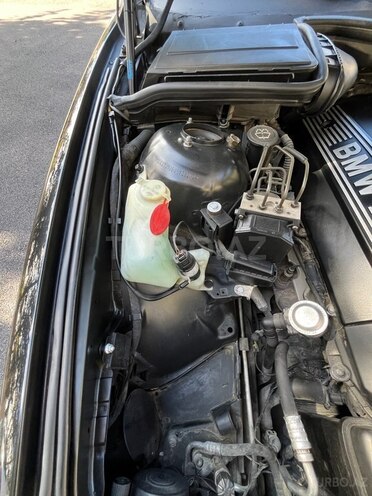 BMW 530 2001, 134,000 km - 3.0 l - Bakı