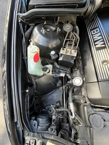 BMW 530 2001, 134,000 km - 3.0 l - Bakı