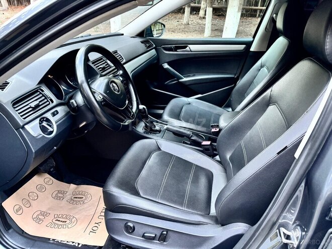 Volkswagen Passat (North America) 2016, 253,100 km - 1.8 л - Sumqayıt