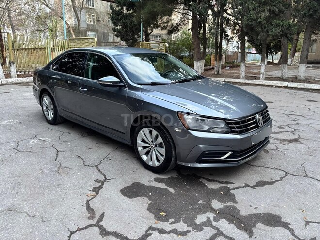 Volkswagen Passat (North America) 2016, 253,100 km - 1.8 л - Sumqayıt