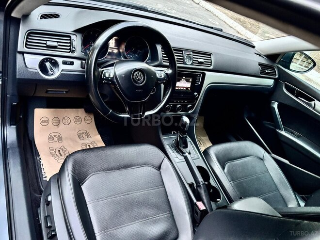 Volkswagen Passat (North America) 2016, 253,100 km - 1.8 л - Sumqayıt